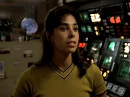 Keep Up With The Iconic Women Of The Star Trek Franchise Novelodge.