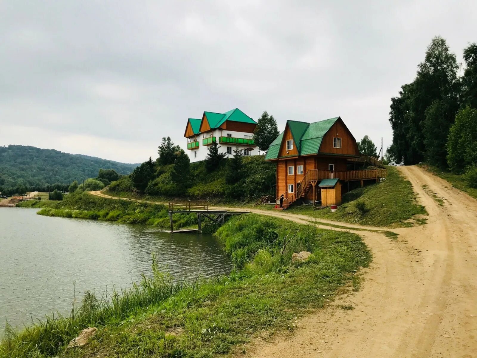 Погода новозыково красногорский район алтайский край. Озеро Киреево Красногорский район. Киреево озеро Алтайский край. Алтайский край Красногорский район турбаза озеро Киреево. Озеро Киреево Тайнинская Слобода.