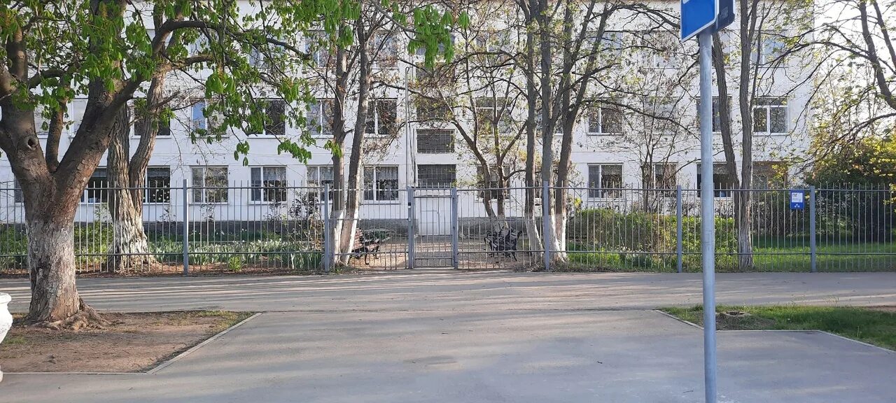 Школы севастопольская москва
