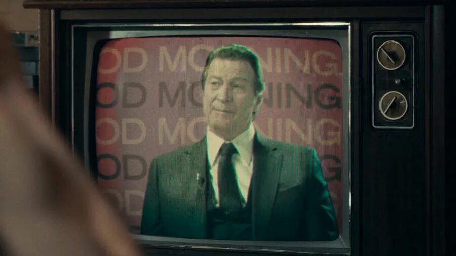 Бретт каллен джокер. Уэйн джокер. Марта уэйн джокер флешпоинт. Томас уэйн бэтмен марта уэйн джокер. Бретт каллен джокер.