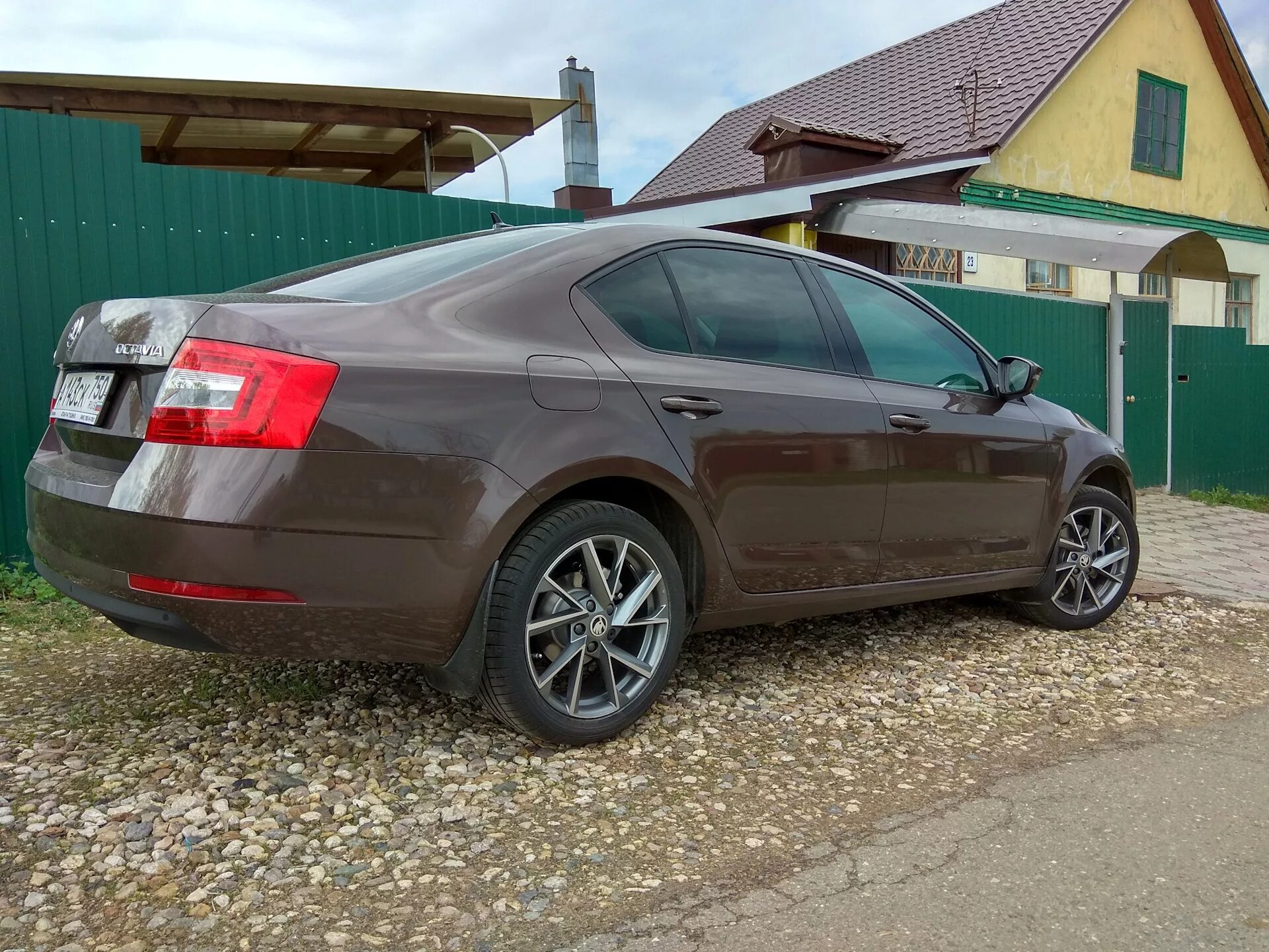 Диски на skoda octavia. Octavia a7 r18 Vega. Диски r17 Skoda Octavia a7. Диски Vega r18 Skoda Octavia a7. Диски Vega r18 Skoda.