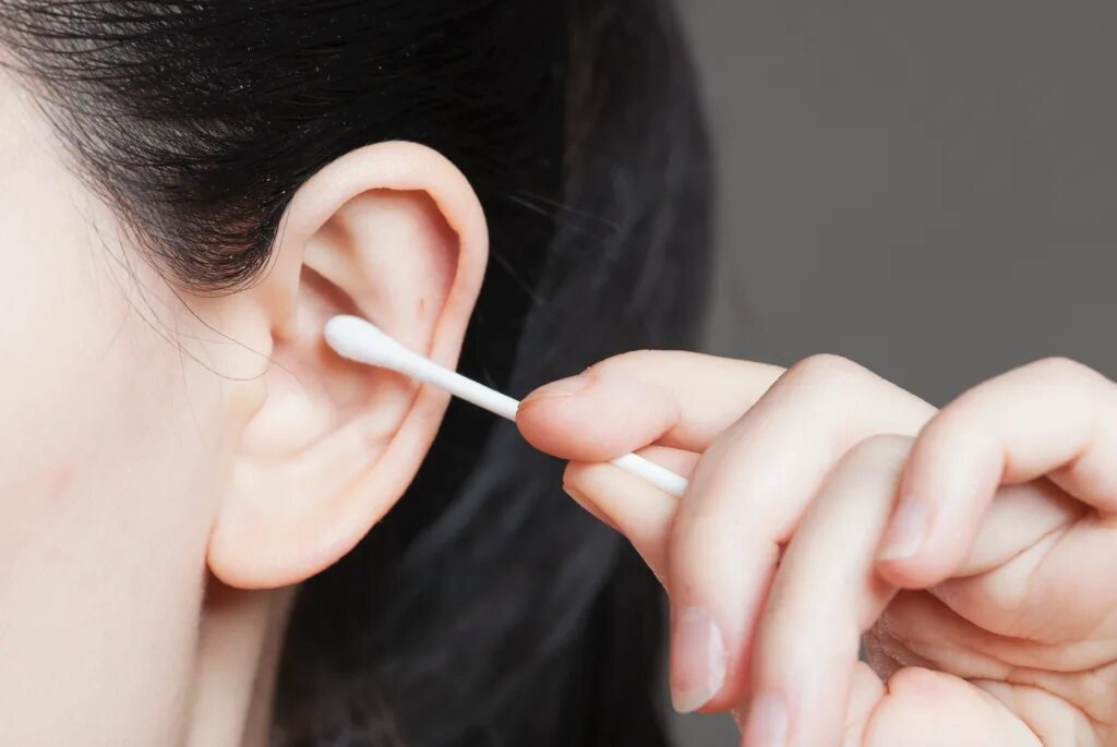 Clean ear. Ушные палочки для чистки ушей. Палочки для убирания воды из ушей.