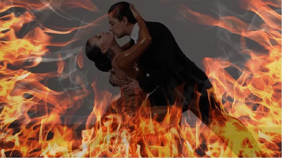 Танго огонь. Огненное танго. Пара танцует у костра. Фото танго огня. Tango me premium