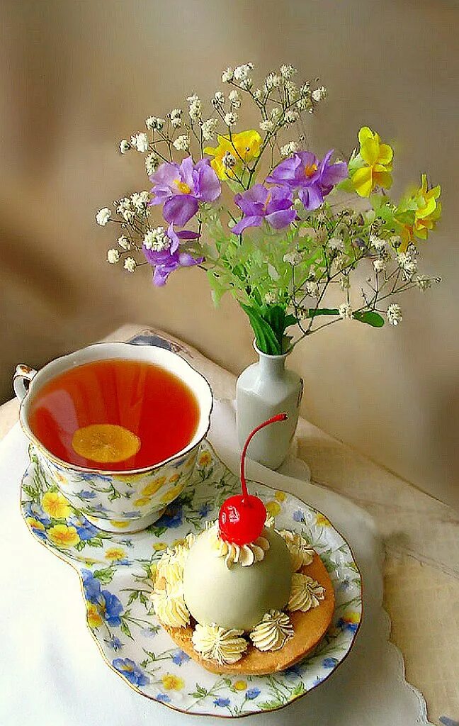 так хочется чтоб было вам тепло. доброе утро с пожеланиями мира и добра. семейного счастья и благополучия. открытки доброе утро вашему дому. желаю здоровья тепла и добра.