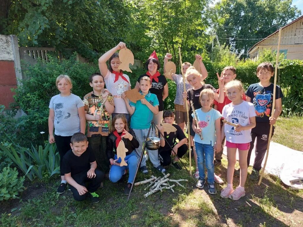 Школа костино. Рыбновский районный краеведческий музей. Храм в Летово Рыбновский район. Летово Рыбновский район Рязанской области. Рыбновский район Костино школа.