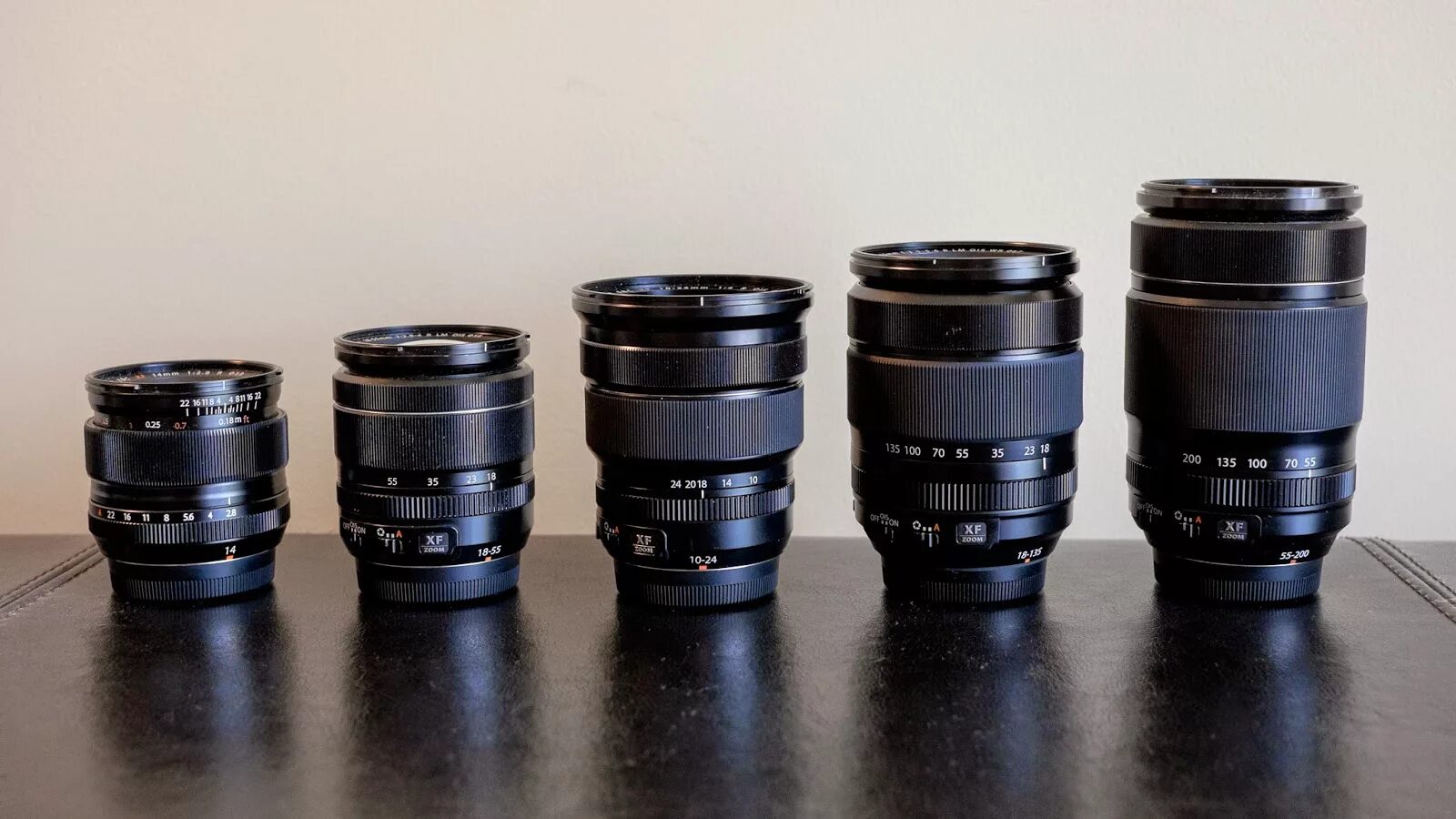 Fujifilm 18 55mm f 2.8. Fujifilm XF 18-55mm f/2.8-4 r LM OIS. Fujinon XF 18-55mm f2.8-4 r LM OIS. Fujinon 18-135mm. Fujifilm 18-55.