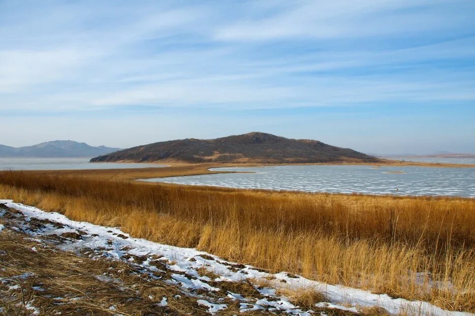 озеро мраморное приморский край малое. васильевское озеро приморский край. озеро баргузинское сахалин. озеро птичье приморский край. озеро птичье приморский край.
