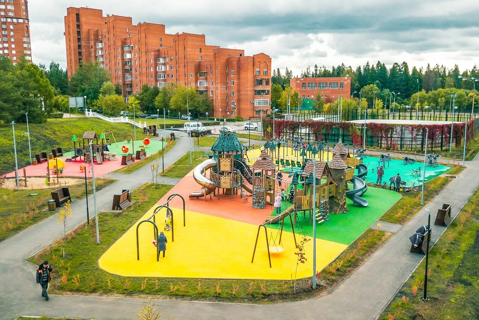 Новой площадке быть