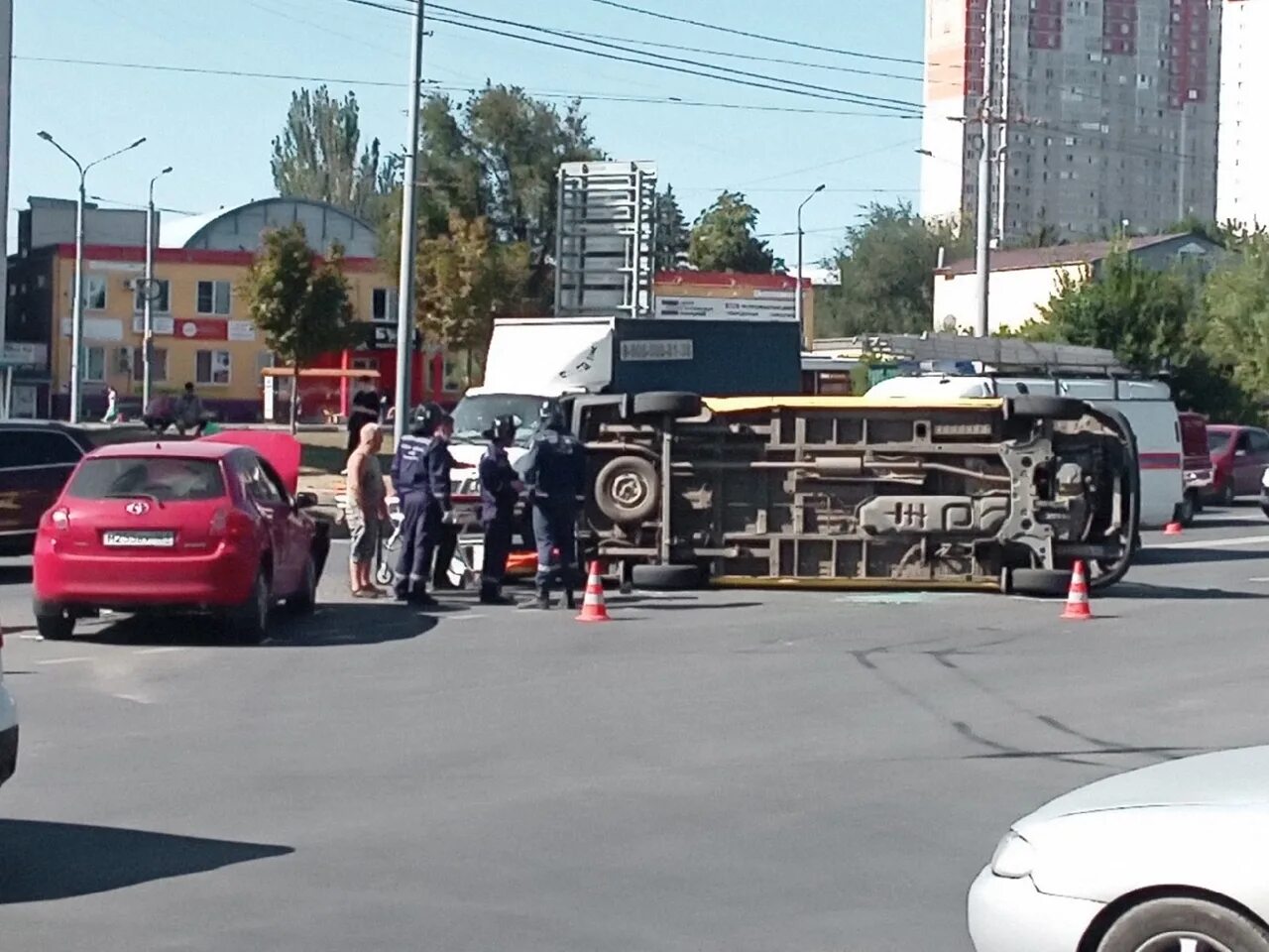 Перевернули авто Ростов на Дону. ДТП В городе Ростове на Дону ГПЗ 10 13 октября. ДТП В Ростове на Дону со скорой помощи вчера. Новости сегодня ростова на дону сейчас