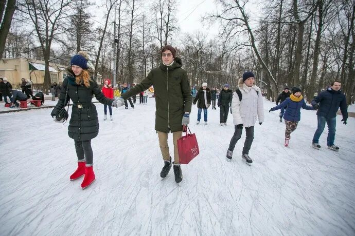 Каток сокольники до какого числа. Парк Сокольники каток гигант. Сокольники каток гигант 2024. Каток на большом кругу Сокольники. Каток «лёд» в парке Сокольники.