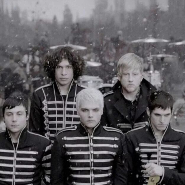 My Chemical Romance Black Parade. My Chemical Romance Parade. MCR Black Parade. Майкеникал романс блек Парейд. Welcome to the black parade my chemical