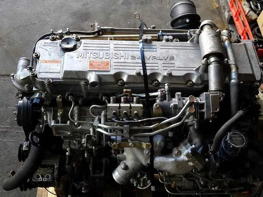 Двигатель Mitsubishi 6m60. Двигатель Митсубиси дизель. 6м60 двигатель Митсубиси. Двигатель Fuso 6m70.