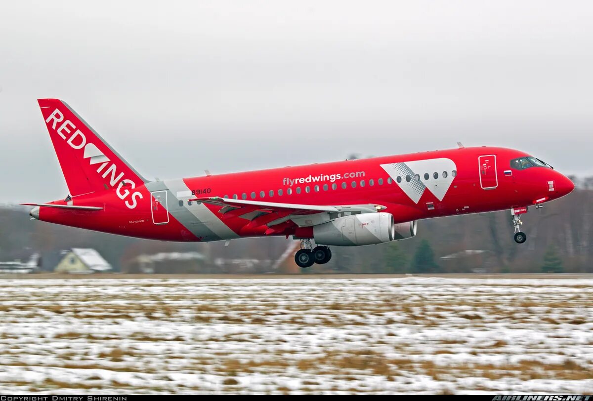 Суперджет 100 95 ред Вингс. Superjet 100-95 ред Вингс. Sukhoi Superjet 100-95 Red Wings. Сухой Суперджет 100 ред Вингс. Ред вингс шри ланка