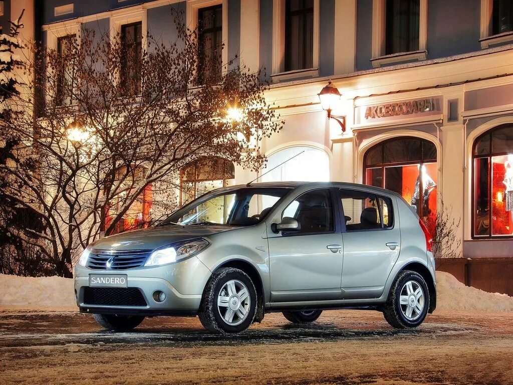 Куплю б у рено сандеро. Renault Sandero 2009. Рено Сандеро 1 поколения. Renault Sandero 2010. Рено Сандеро b90.