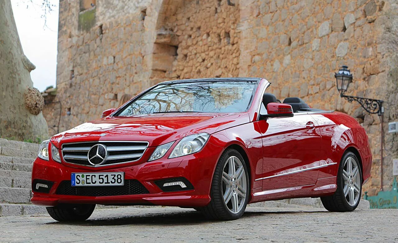 Tais mercedes. Mercedes Benz Cabriolet. Mercedes Benz e200 Cabrio. Новый Мерседес кабриолет. Mercedes Benz c class Cabriolet.