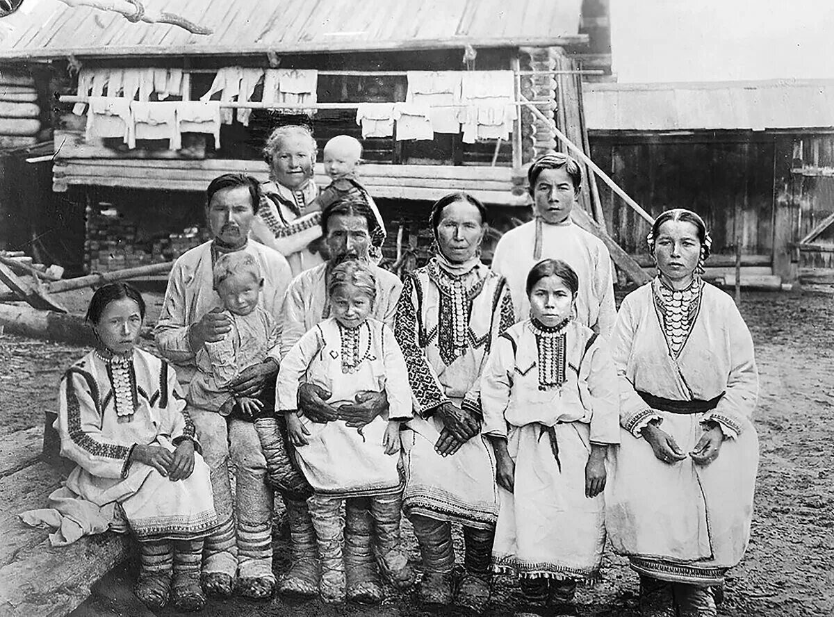 Народы проживающие в нижегородской области. Марийцы черемисы. Народы Урала марийцы черемисы. Чувашки Казанской губернии. Коренные народы Урала марийцы.