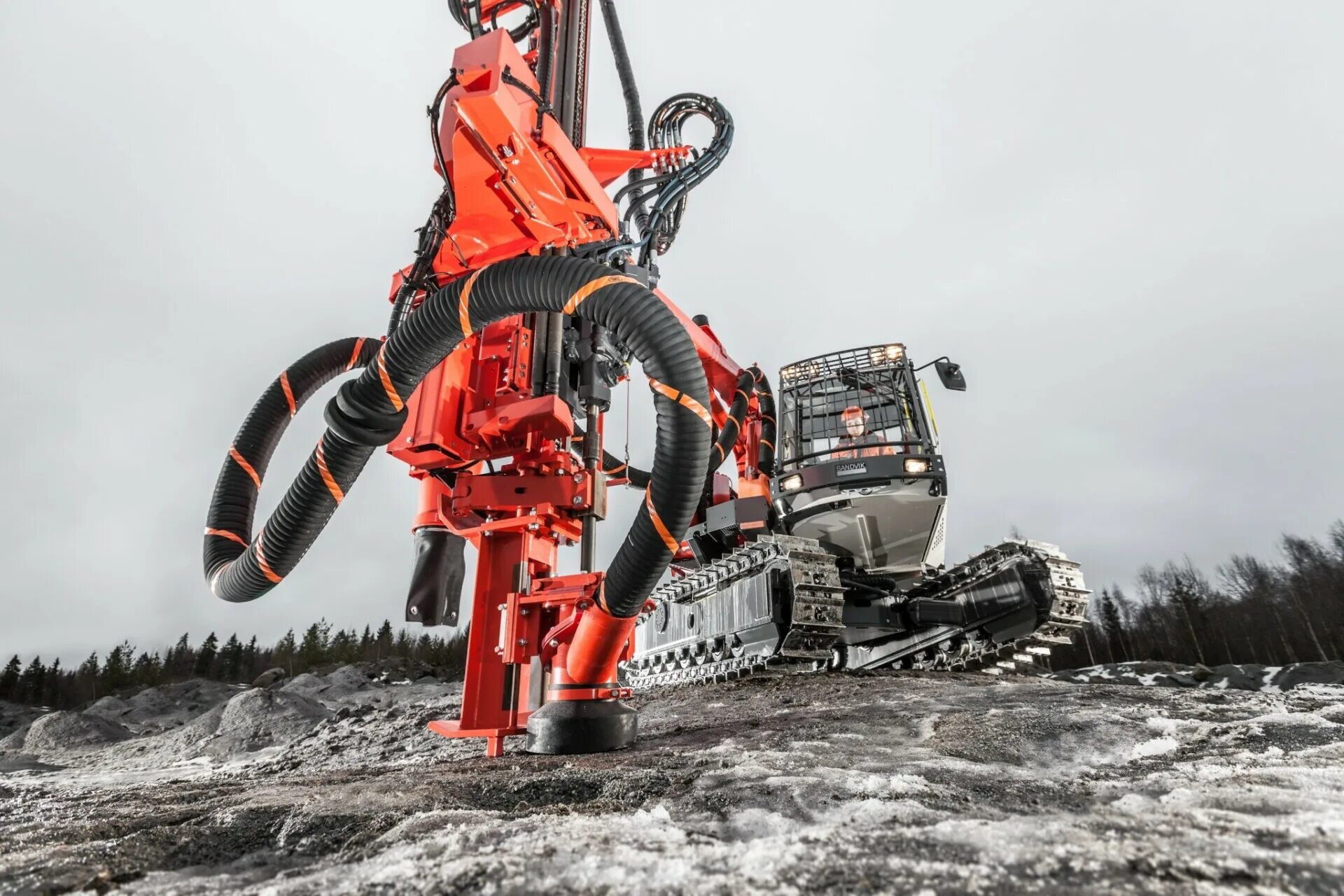 Буровая sandvik. Sandvik dx800. Ranger dx800. Бурстанок Sandvik DX 800. Буровая рейнджер Сандвик.