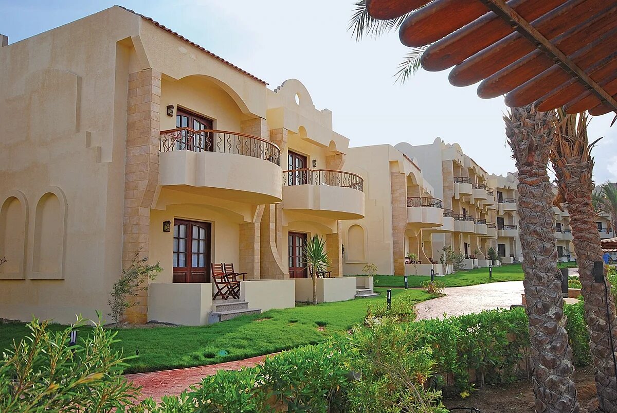 Coral hills 4. Falcon Hills 3 Египет Шарм-Эль-Шейх. Coral Hills Resort 4*. Шарм-Эль-Шейх / Sharm el Sheikh Coral Hills Resort 4*. Корал Хиллс Резорт Марса Алам.