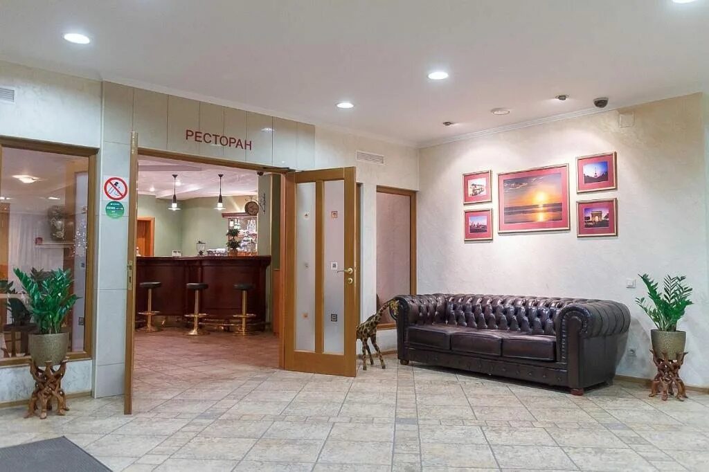 Отель Дежавю 4*, Орел, цены от 3300 руб. 101Hotels.com