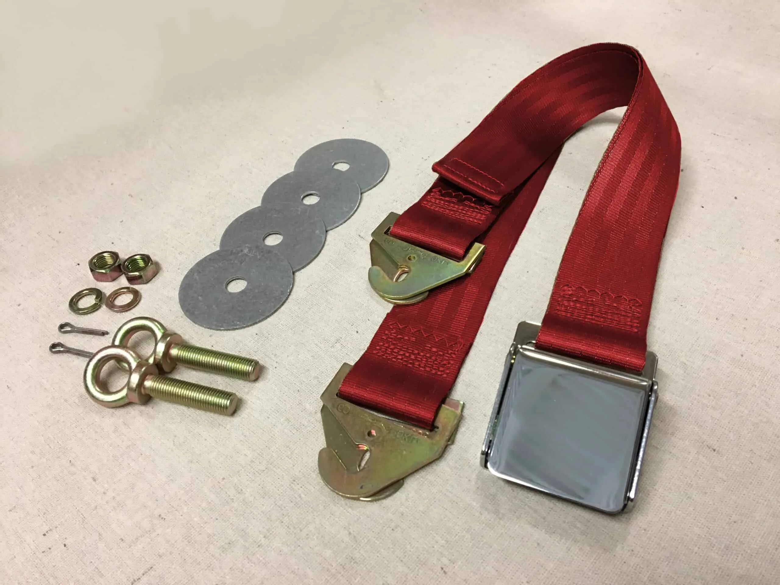 Ремень безопасности пряжка. Seat Belt Buckle. Ретро ремни безопасности. Вертолетные ремни безопасности. Ремни безопасности в вертолете.