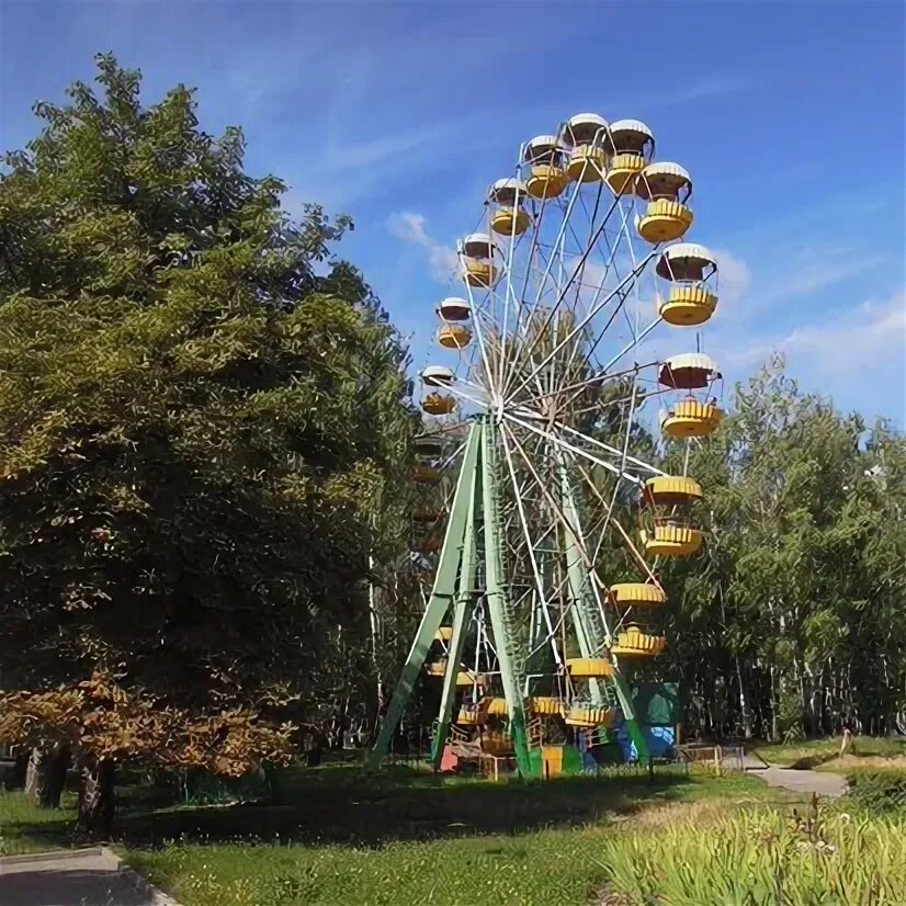 Парк железногорск красноярский край ротонда. Парк г железногорск. Парк города железногорска красноярского края. Парк города железногорска красноярского края. Парк кирова железногорск красноярский.