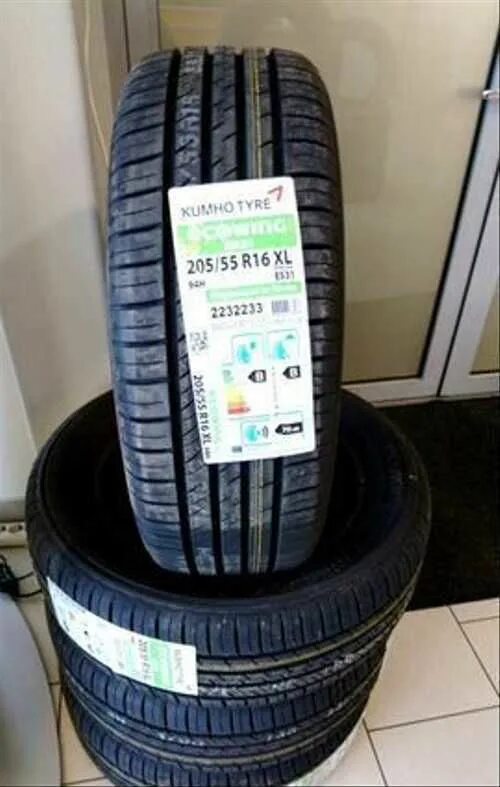 Kumho ecowing es31 цены. Kumho Ecowing 205/55 r16. Kumho Ecowing es31 205/55 r16. Кумхо Эковинг ЕС 31 205/55 r16. Kumho Ecowing es31 195/60 r15 88h.