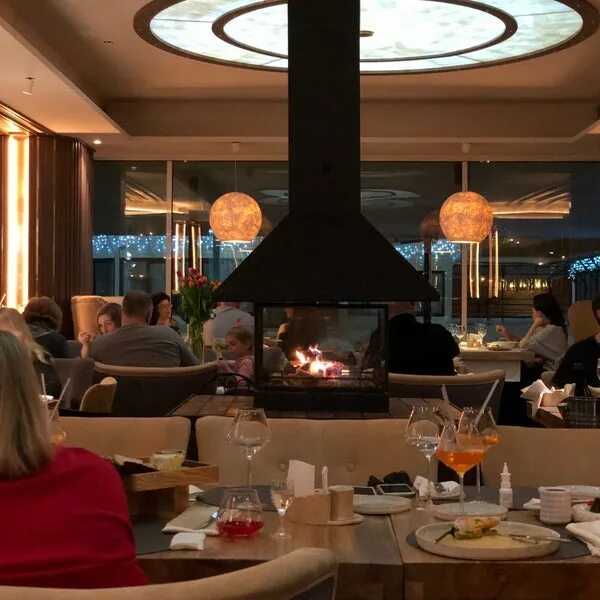 restaurant's Vanilla Sky in specifics, Volzhskaya Embankment, 2 - Yandex Maps