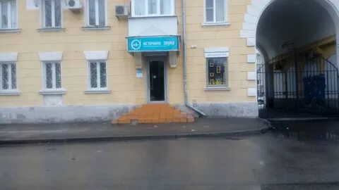 Октябрьская площадь 4