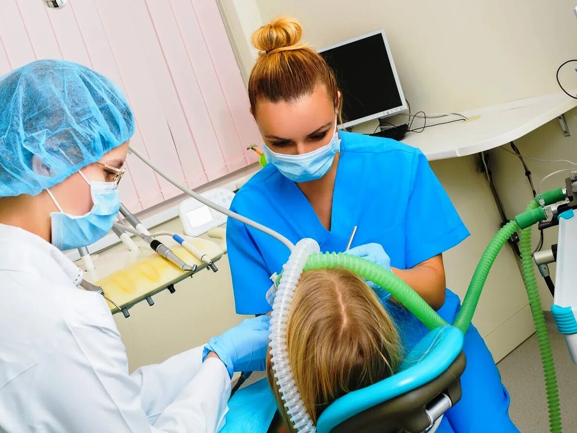 Зубы общий наркоз спб. Стоматология под общим наркозом. Общий наркоз в стоматологии. Анестезия для детей в стоматологии.