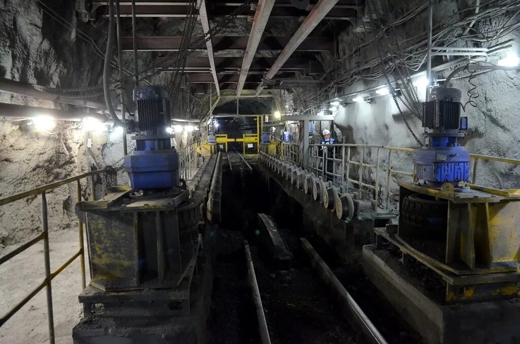 Горизонт рудника. Горизонт рудника. Берёзовский рудник свердловская область. Шахтный горизонт. Горизонт рудника.