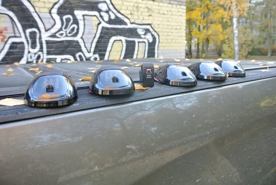 Габаритные огни на крышу ram truck. Габаритные огни. Габаритные огни для грузовых ford f max. Габаритный фонарь для aerocab led avs for ram 1500. Габаритные огни на крышу.