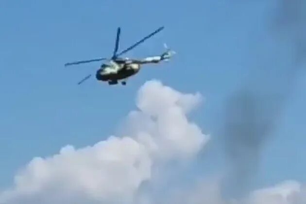 Ми-8 ВВС Украины. Ми 8 ВВС России на Украине. Вертолёт ми-8 военный. Ми-8 вертолёт Гражданский. Украинский ми 8 железногорское водохранилище
