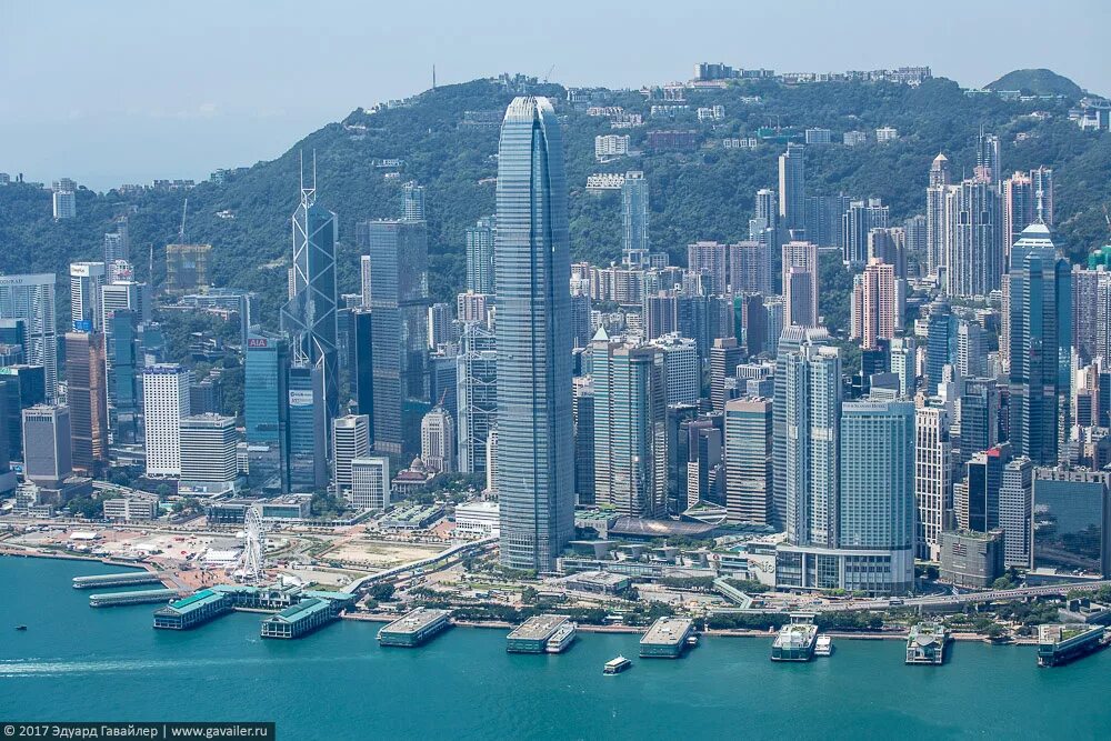 Небоскребы гонконга. Гонг Конг небоскребы. Гонконг провинция. Гонконг высотки. Исполинские небоскребы Гонконга.