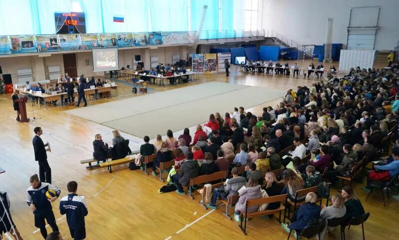 Спортивный зал лесгафта. Манеж лесгафта. Манеж лесгафта. Двейрина лесгафта. Манеж лесгафта.