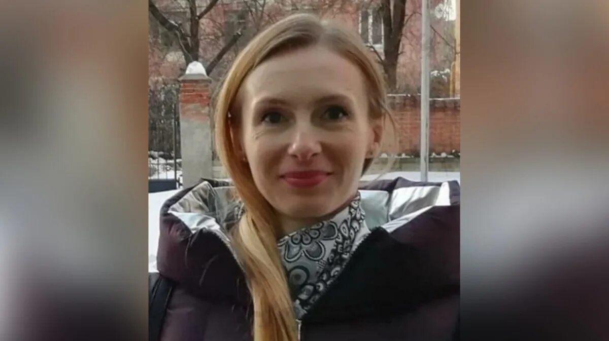 Муж ищет жену пропавшая. 36 Летняя девушка. Пропала 33 летняя женщина. Пропала жена.