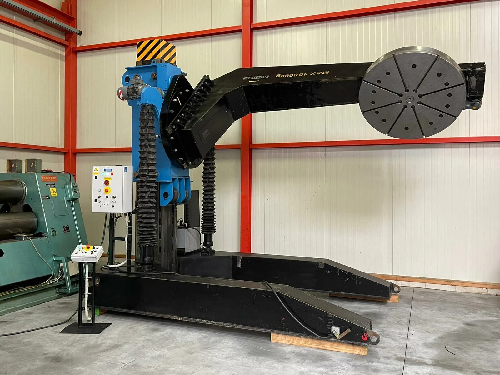 Роботизированный сварочный комплекс fanuc. Рутектор. Сварочный манипулятор-вращатель. Манипулятор сварочный мс-102. Позиционер сварочный для сварки труб 80 -100 mm.