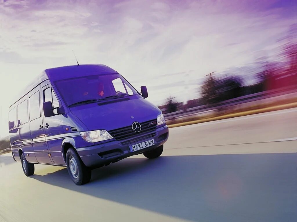 Mercedes-Benz Sprinter 1995. Мерседес Бенц 208 Спринтер. Mercedes-Benz Sprinter 1997. Мерседес Спринтер 1995.