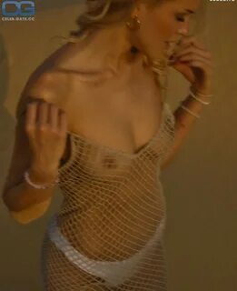 Merve Niemann  merveniemann Nude Leaks OnlyFans Photo 27 - Nudogram v2.0.