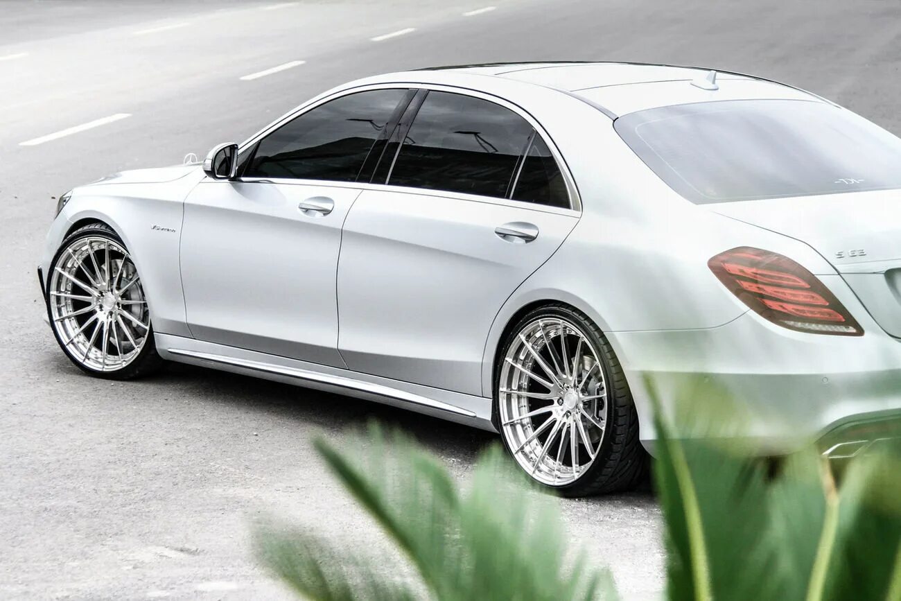 R 222. W222 r21. мерседес s22. mercedes w222 r21. r21 мерседес 222.
