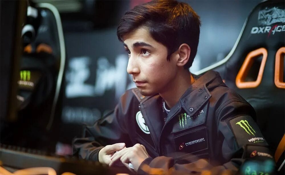 Ти 5 е. СУМАИЛ Dota 2. СУМАИЛ "SUMAIL" Хассан - Dota 2. Саид СУМАИЛ Хассан. SUMAIL 2022.