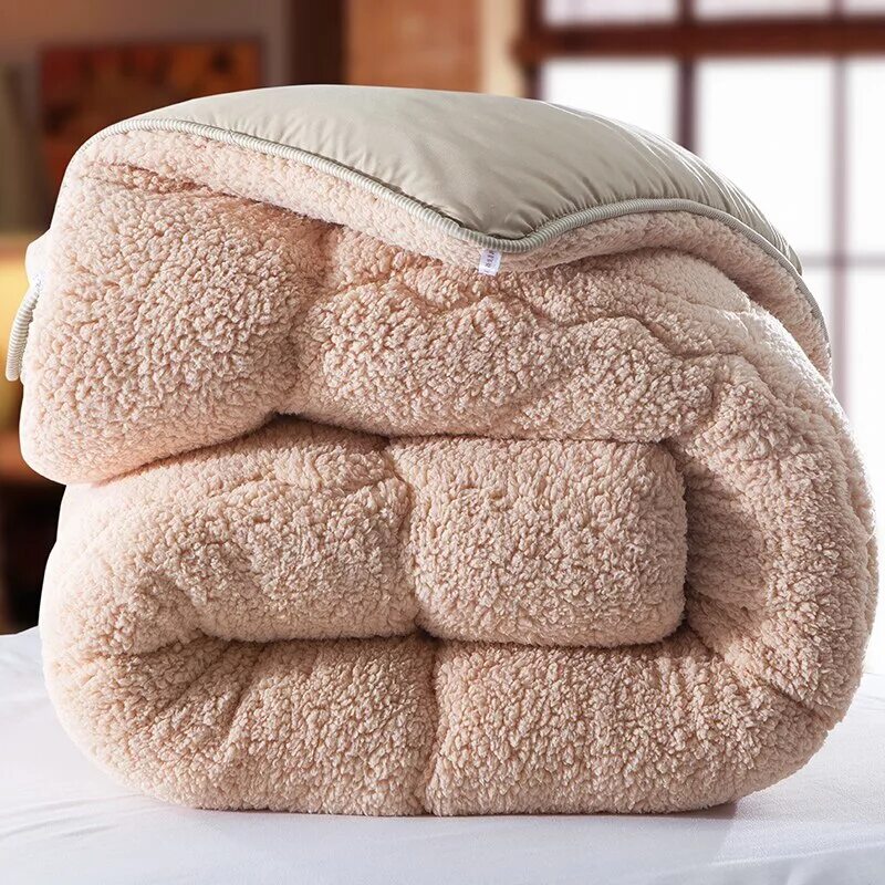 Толстый плед. Одеяло Yorgan Blanket. Плед теплый толстый. Толстое одеяло. Зимнее толстое одеяло.