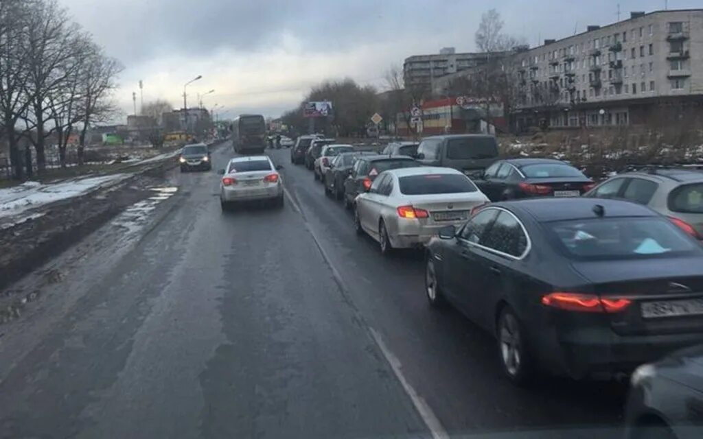 погранпереход ивангород. ивангород нарва фестиваль 2022. ситуация на границе с эстонией ивангород сейчас. ивангород-нарва граница 2021. кпп ивангород нарва.