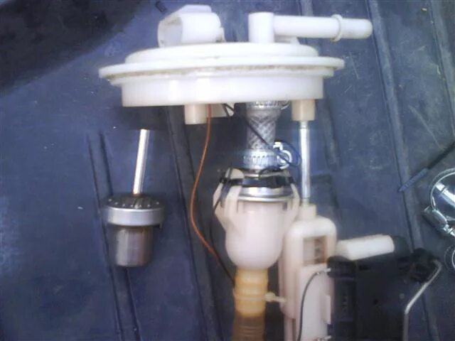 Топливный насос чери Тигго т11 2.4. Обратный клапан топлива чери Тигго 2.4. Регулятор давления топлива чери Тигго т11 2.0. Клапан давления топлива чери Тигго 2.4. Топливная чери тигго т11 2.4