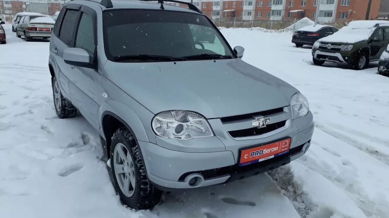 Авто с пробегом в энгельсе. Нива Шевроле Саратов. Авито Нива Шевроле. Ниву машину в Энгельсе. Шевроле Нива авито 102 регион.