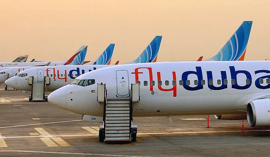 Fly dubai рейс. Flydubai самолет fz934. 737-800 Flydubai. Fly Dubai Boeing 737. FZ 904 flydubai (Boeing 737-800).