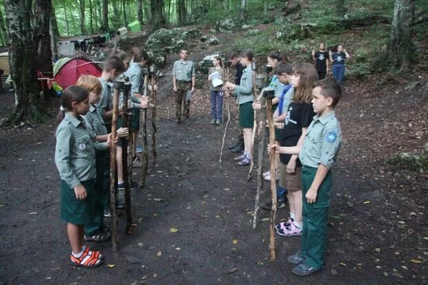 пионерский лагерь лпшо маяк. мамедов сергей михайлович дол маяк. лагерь скаутов россия. поход плакат. скауты рисунки пьер жубер.