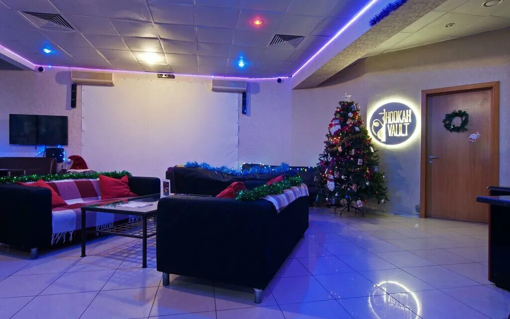 Club i go. Burc. Тайм клуб иго лаундж. Фут бар шахты. Club i go.