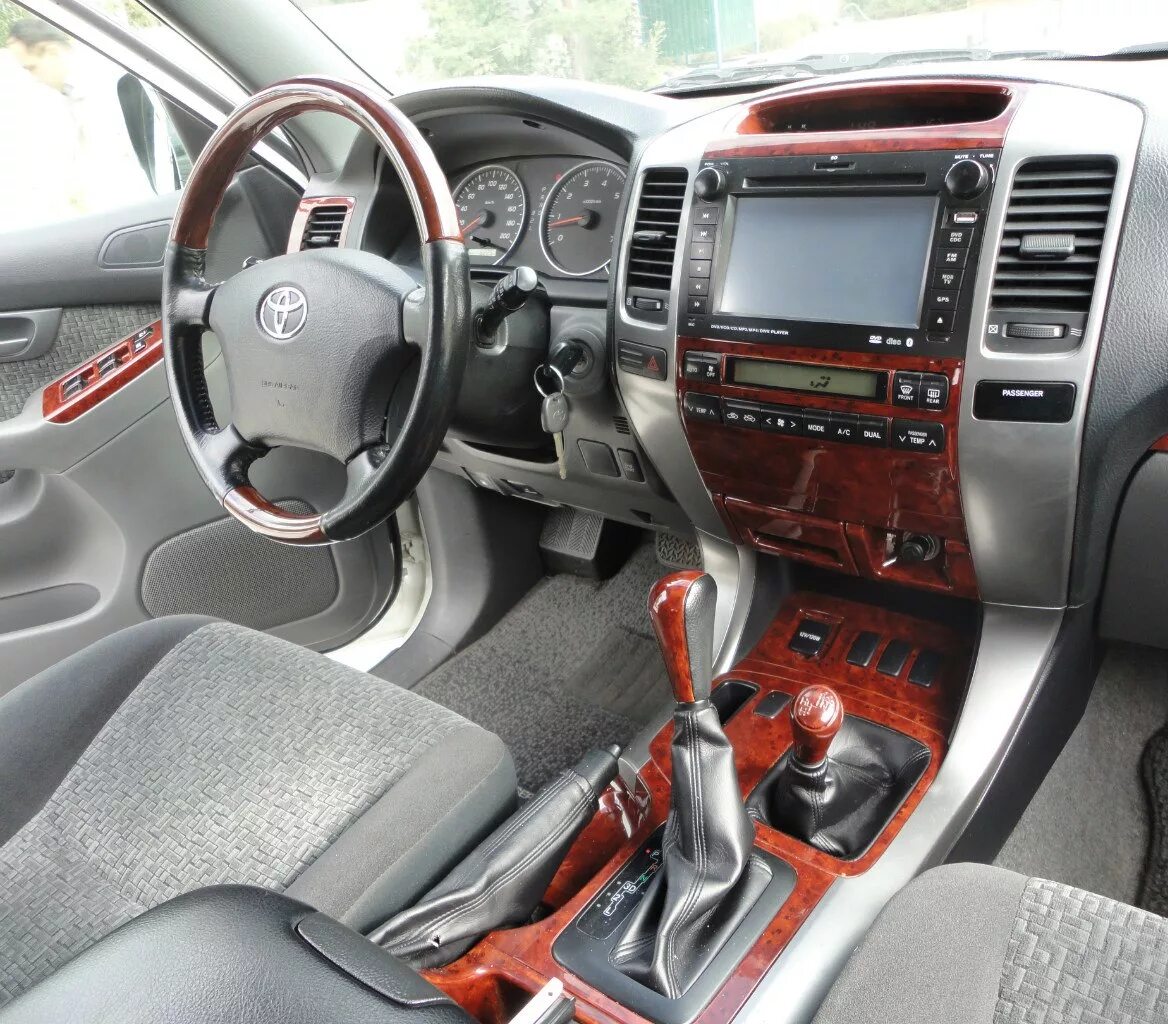 ленд крузер прадо 120 салон