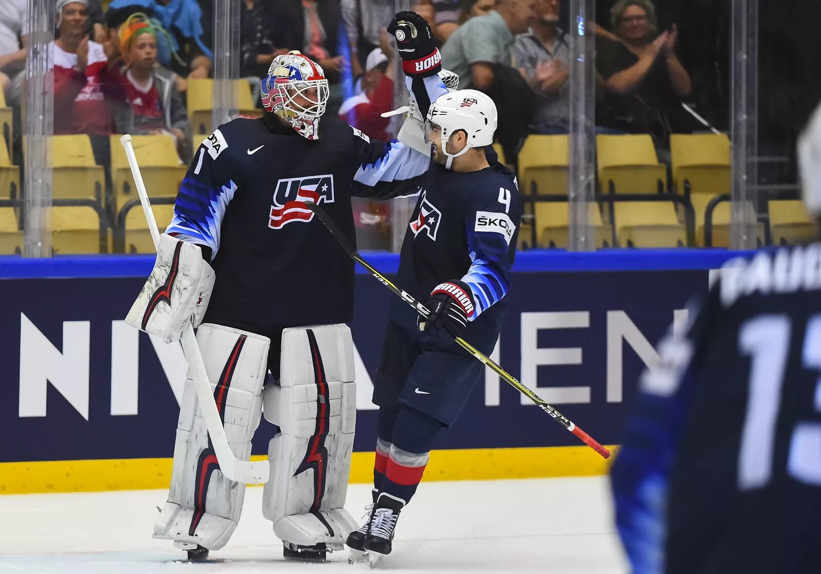 шведы. россия - швеция. Soccer australian. хоккей россия швеция прямая трансляция. хоккей россия швеция прямой эфир.