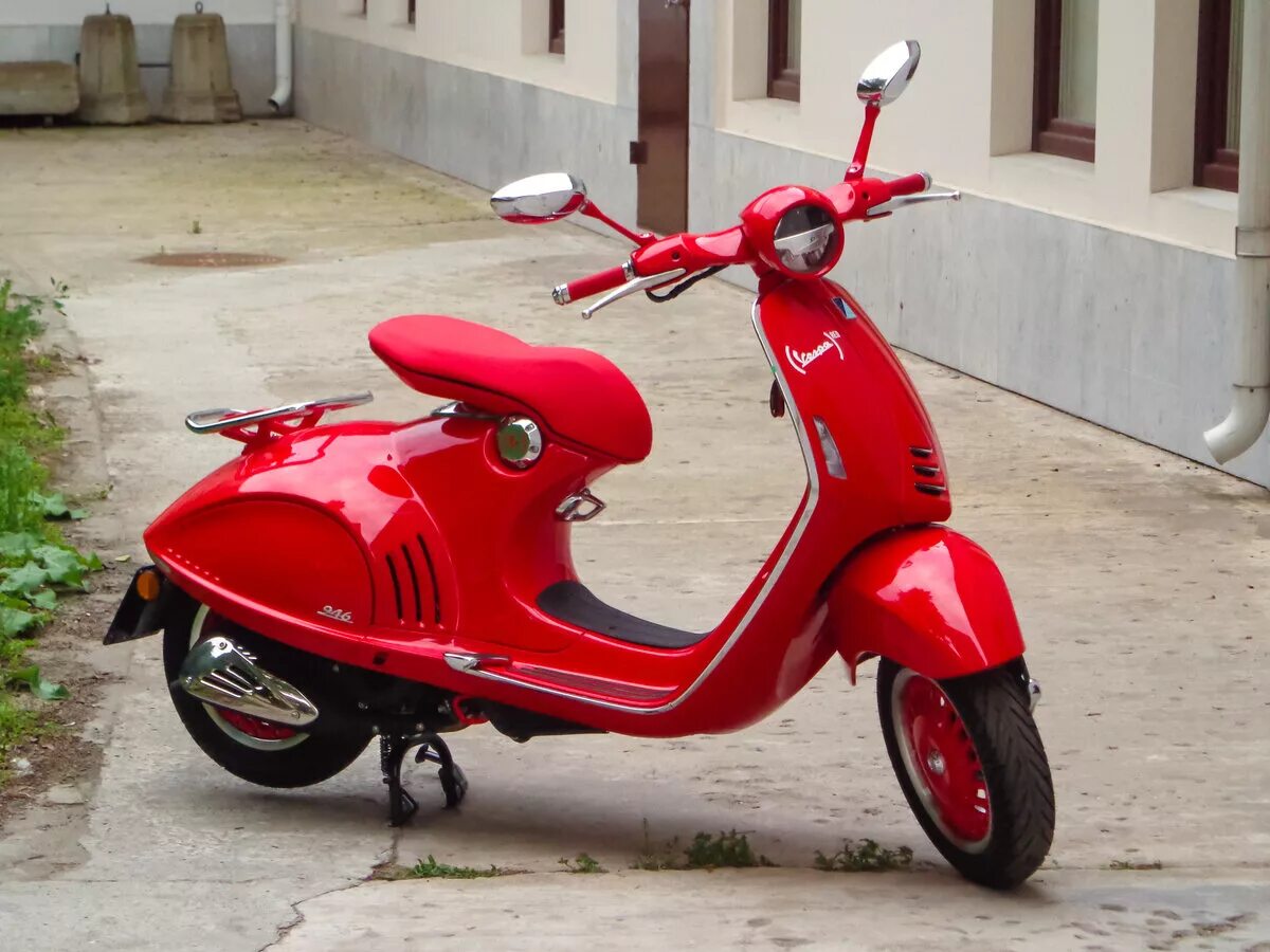 Vespa 946 downloader video. Vespa 946 Red. Vespa 946 Silver. Vespa 946 Rake. Vespa 946 Trail.